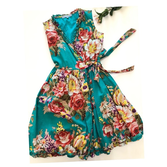 {Cupcakes & Pastries} vibrant, floral wrap dress - Picture 4 of 13